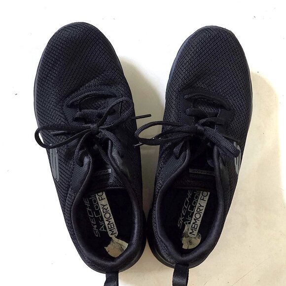 Skechers/Black Comfort Sneakers/Women's/Size 7/Used Only One Time - Picture 7 of 12